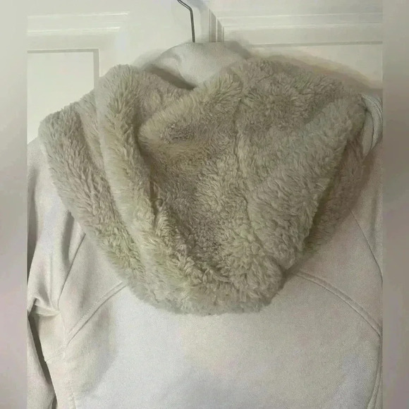 Athleta Triumph Lux Shine Hoodie - Picture 9 of 15